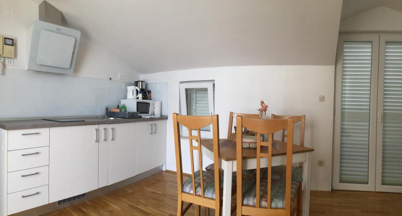 Villa Viden Apartments Tučepi Εξωτερικό φωτογραφία